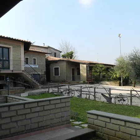 Alloggio per agriturismo Agriturismo Raponi Giulianello