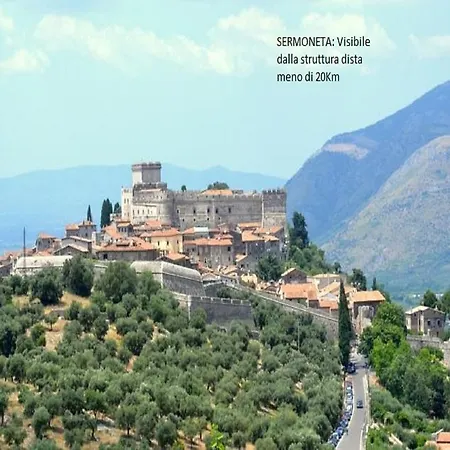 Alloggio per agriturismo Agriturismo Raponi Giulianello